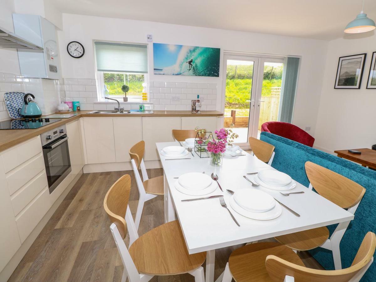 5 Yarmouth Cottages Freshwater Eksteriør bilde